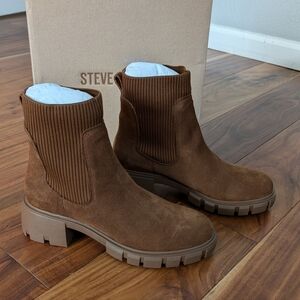 Steve Madden Hayle Platform Chestnut Suede Boots Size 10 New in Box ❤️